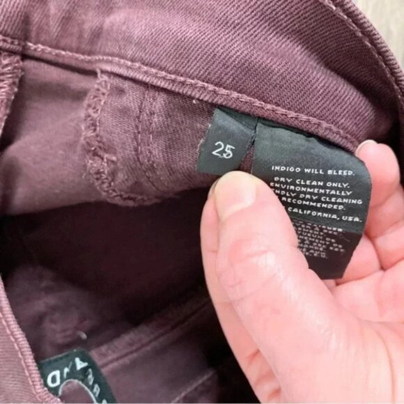 J Brand Super Skinny Lacq Pinot Waxed Coated Jeans Pant Denim burgundy Size 25 - Picture 12 of 15